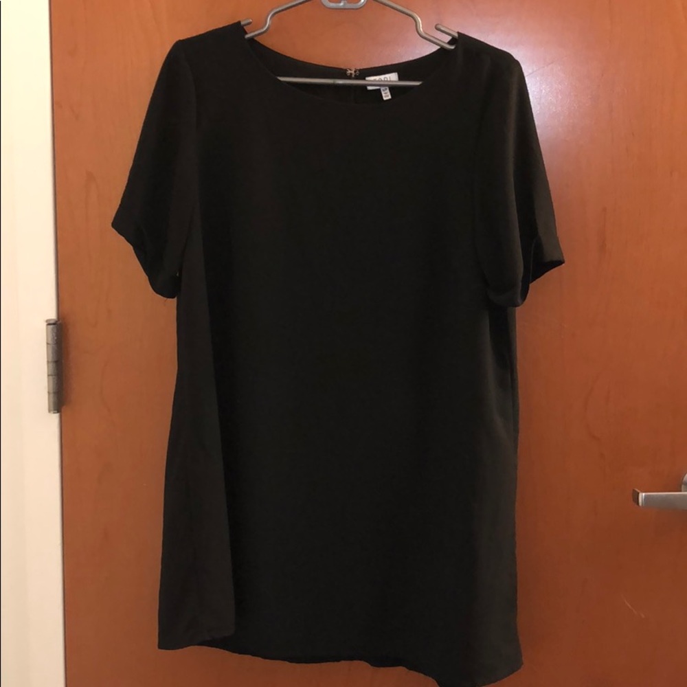 TOBI Black Shift Dress